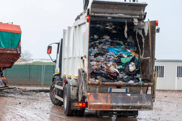 Best Retail Junk Removal  in Osgood, IN
